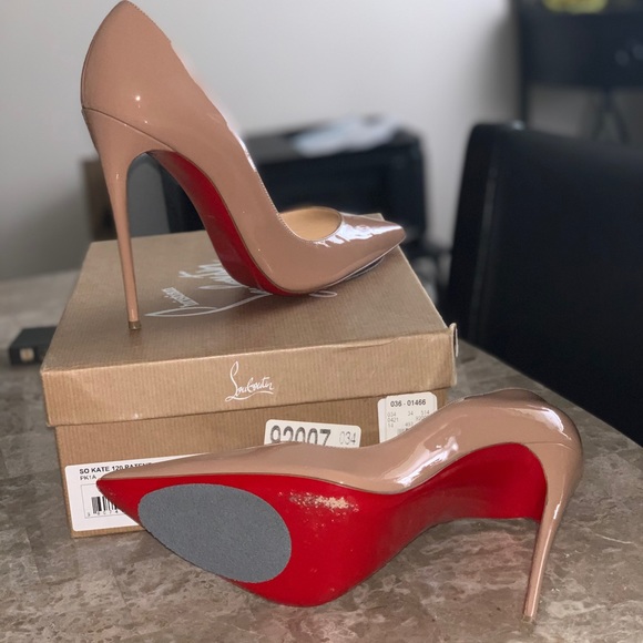 Heels - Picture 2 of 3